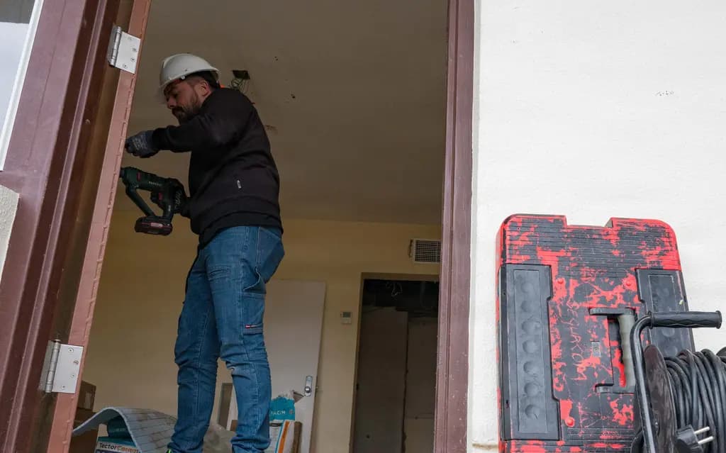 Interior Door Installation & Repair