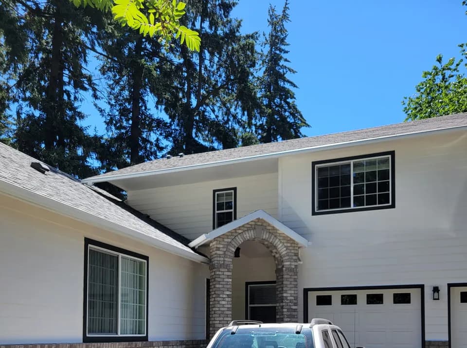 Painting exterior white black trim entry — Interior & exterior house painting — recent projects, HANDY TEAM PRO