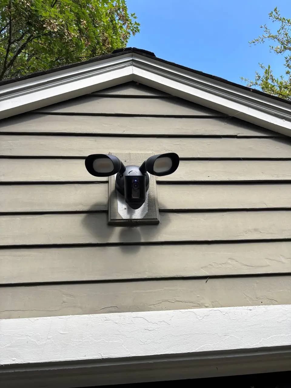 Security camera floodlight gable — Security cameras & video doorbells — recent installs, HANDY TEAM PRO
