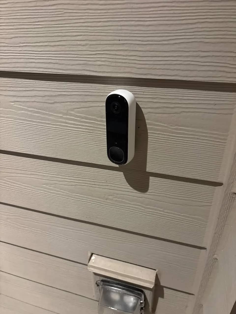 Security doorbell white siding — Security cameras & video doorbells — recent installs, HANDY TEAM PRO