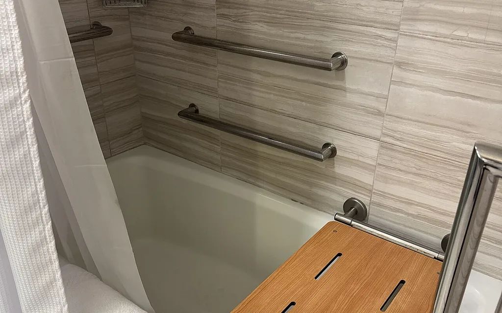 Grab Bars & Accessibility in Gresham, OR — HANDY TEAM PRO