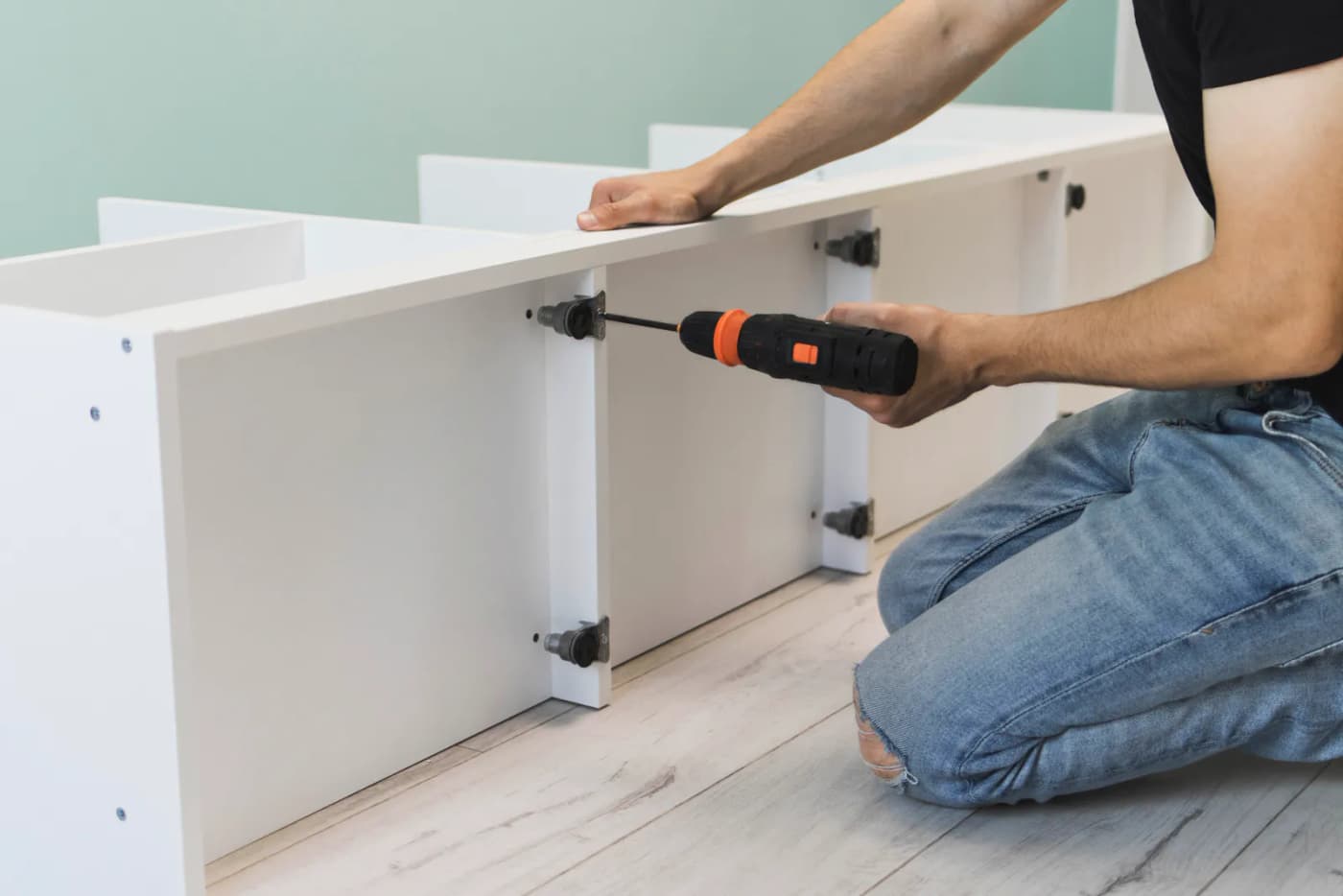 Kitchen cabinets & flat-pack assembly — Furniture Assembly photo 3, HANDY TEAM PRO